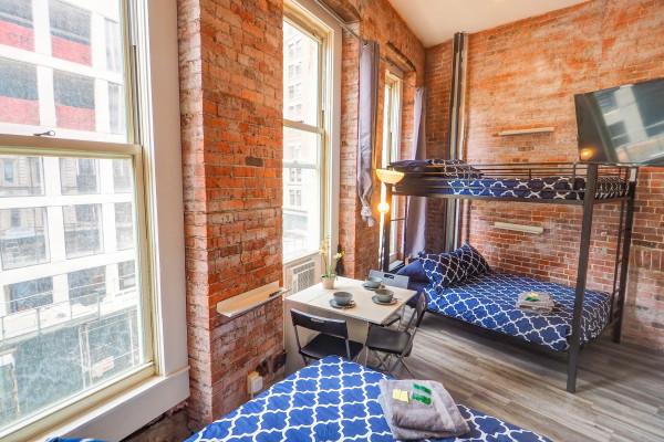 Iconic flat along Midtown west NYC-10326