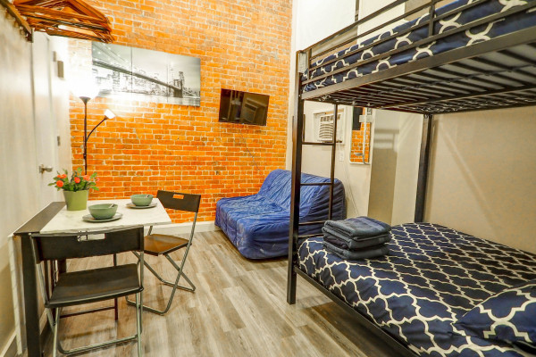 Studio flat in West Midtown-10474