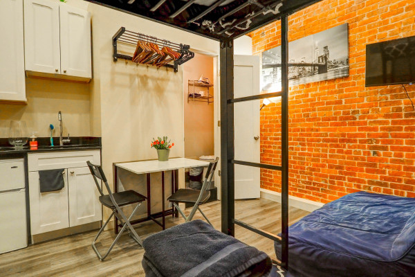 Studio flat in West Midtown-10479