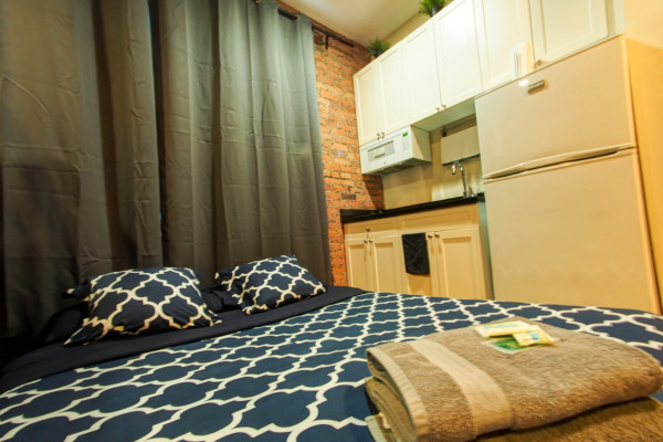 Chic Executive Studio-10540