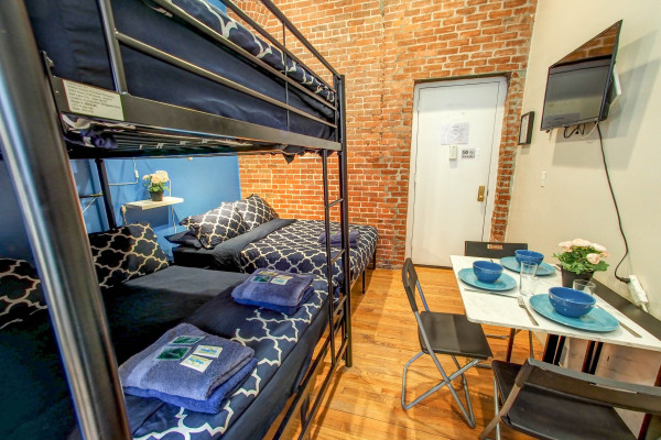 Charming Studio-10553