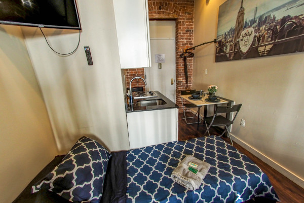 Nice Studio in Midtown Manhattan-10646