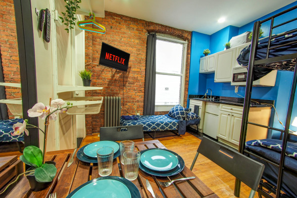 Elegant Studio-10667
