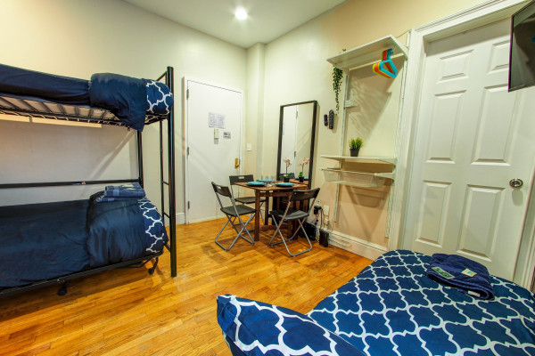 Elegant Studio-10668