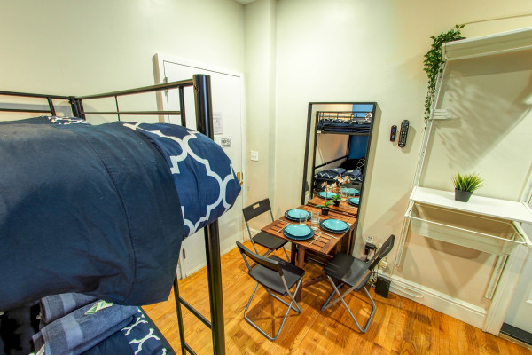 Elegant Studio-10672
