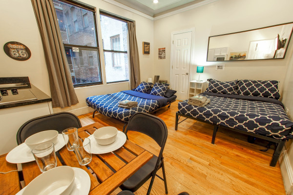 Amazing Midtown Studio-10699