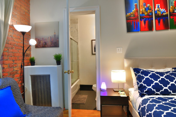 Exclusive Studio-9528