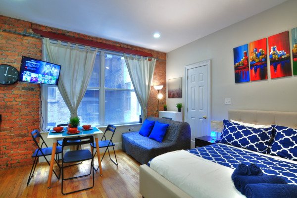 Exclusive Studio-9529