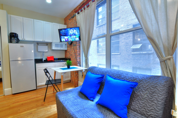 Exclusive Studio-9531