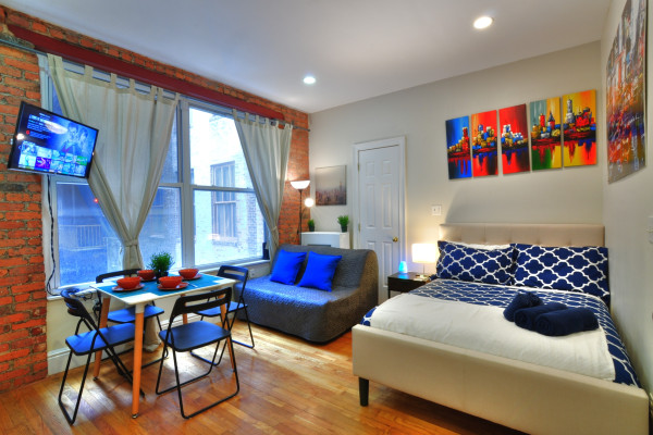 Exclusive Studio-9543