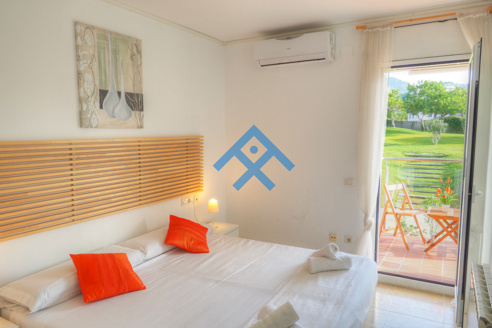 Molins Apartment - 10374