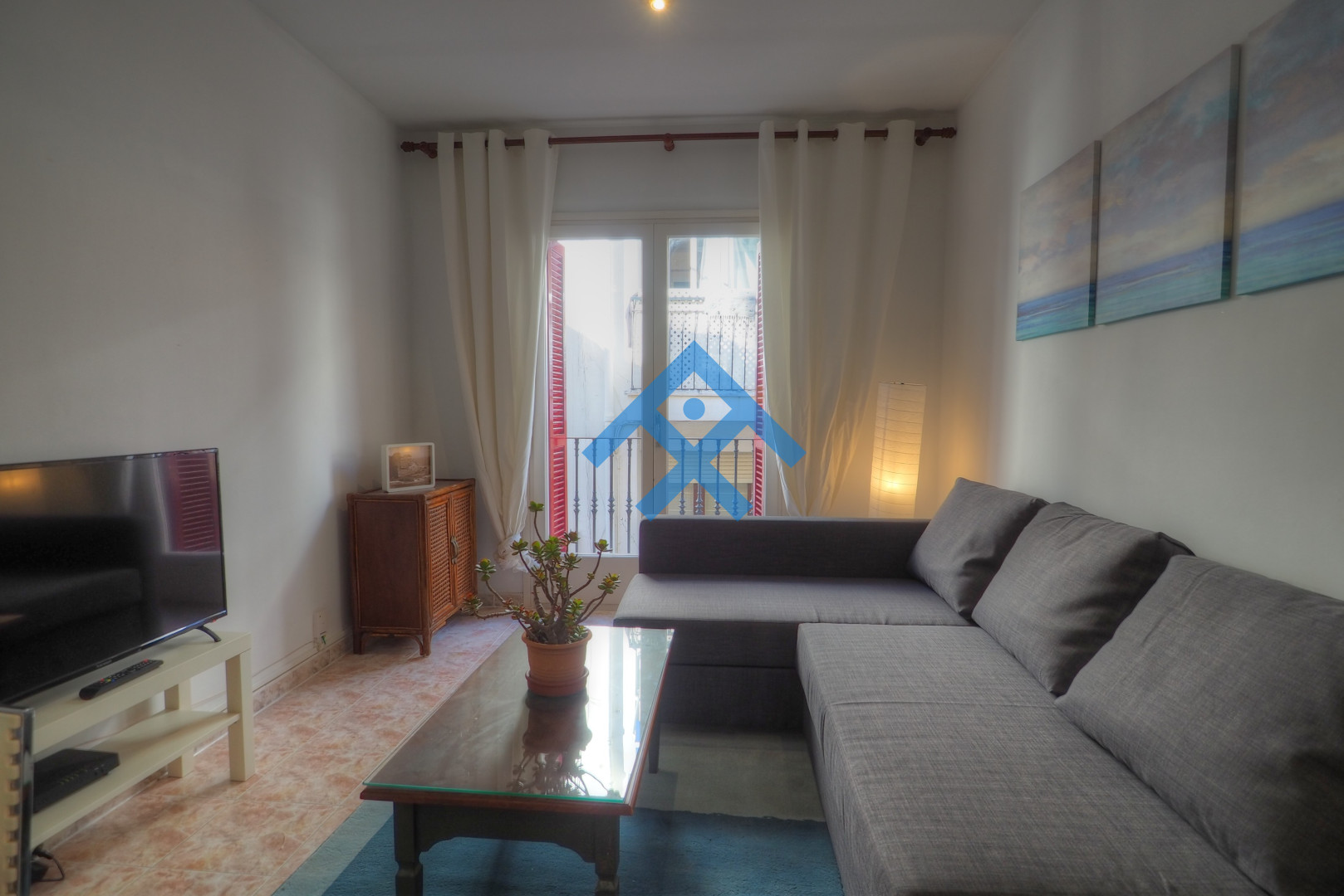 Balcony View Apartment - 10621