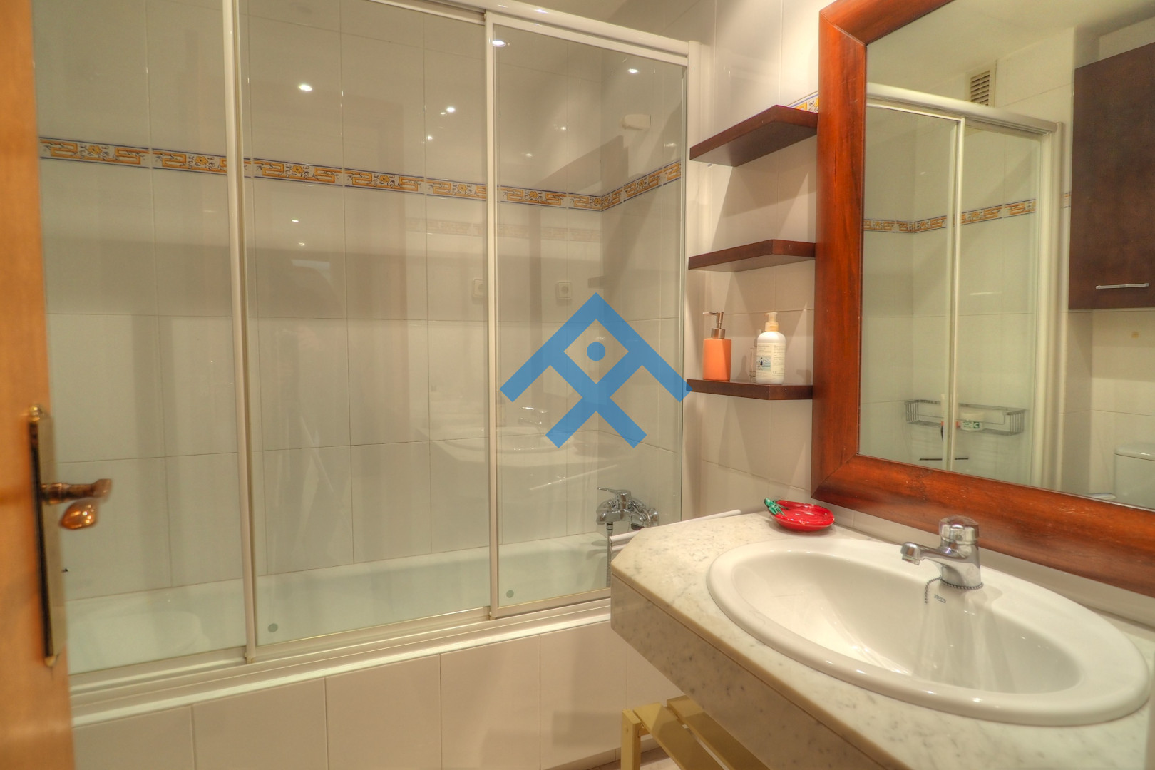 Center Family Apartment - 10643