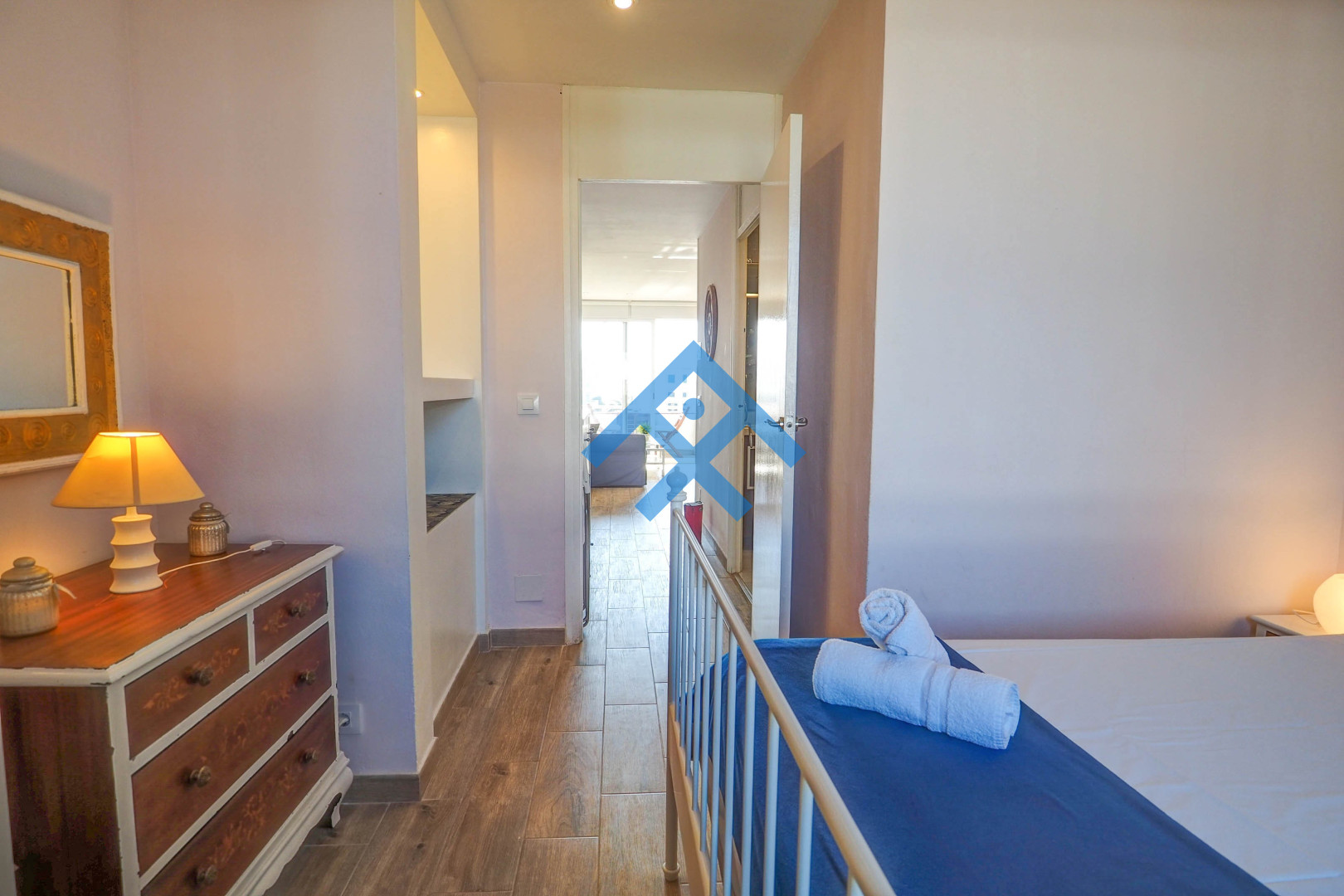 Seaside Cozy Apartment - 10949