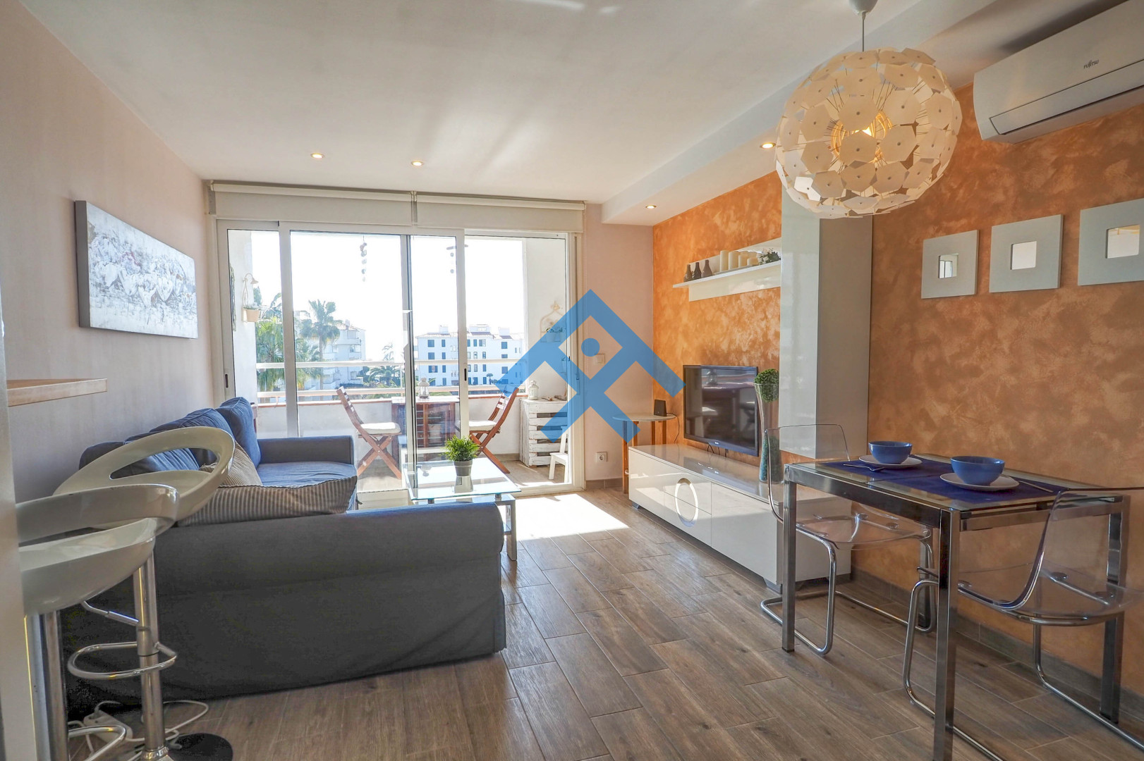 Seaside Cozy Apartment - 10960