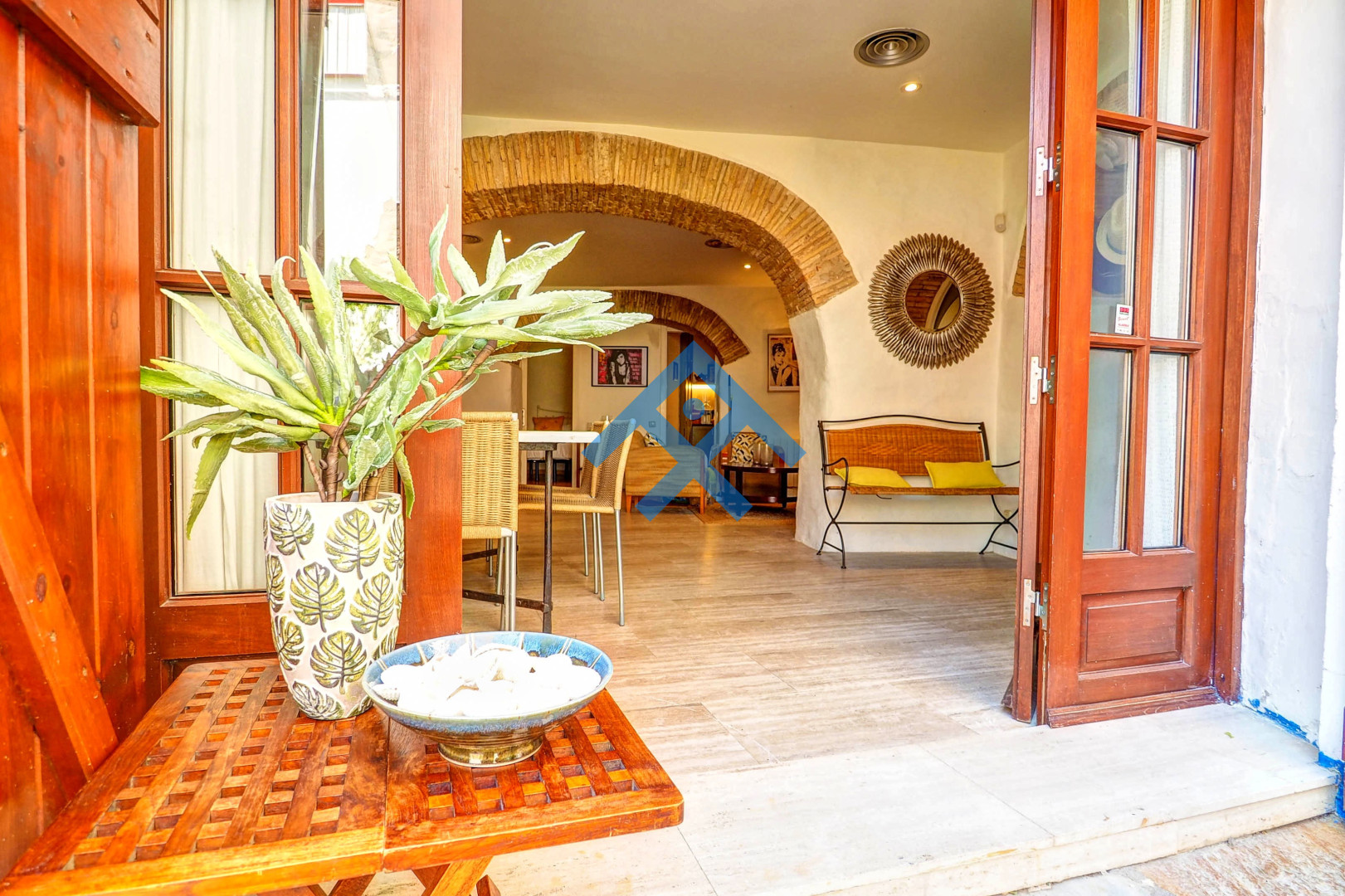 Charming House next to the beach - 12603