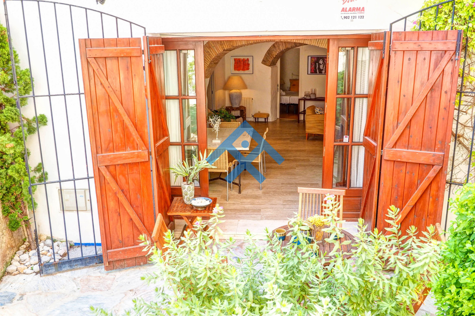 Charming House next to the beach - 12607