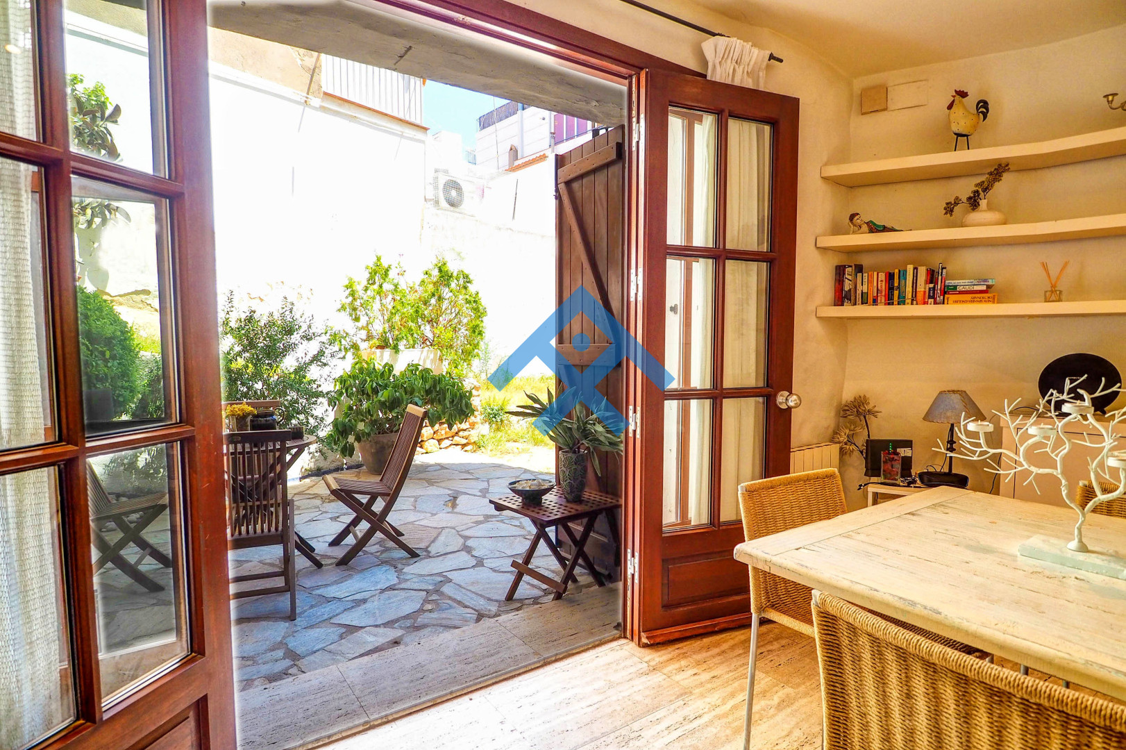 Charming House next to the beach - 12610
