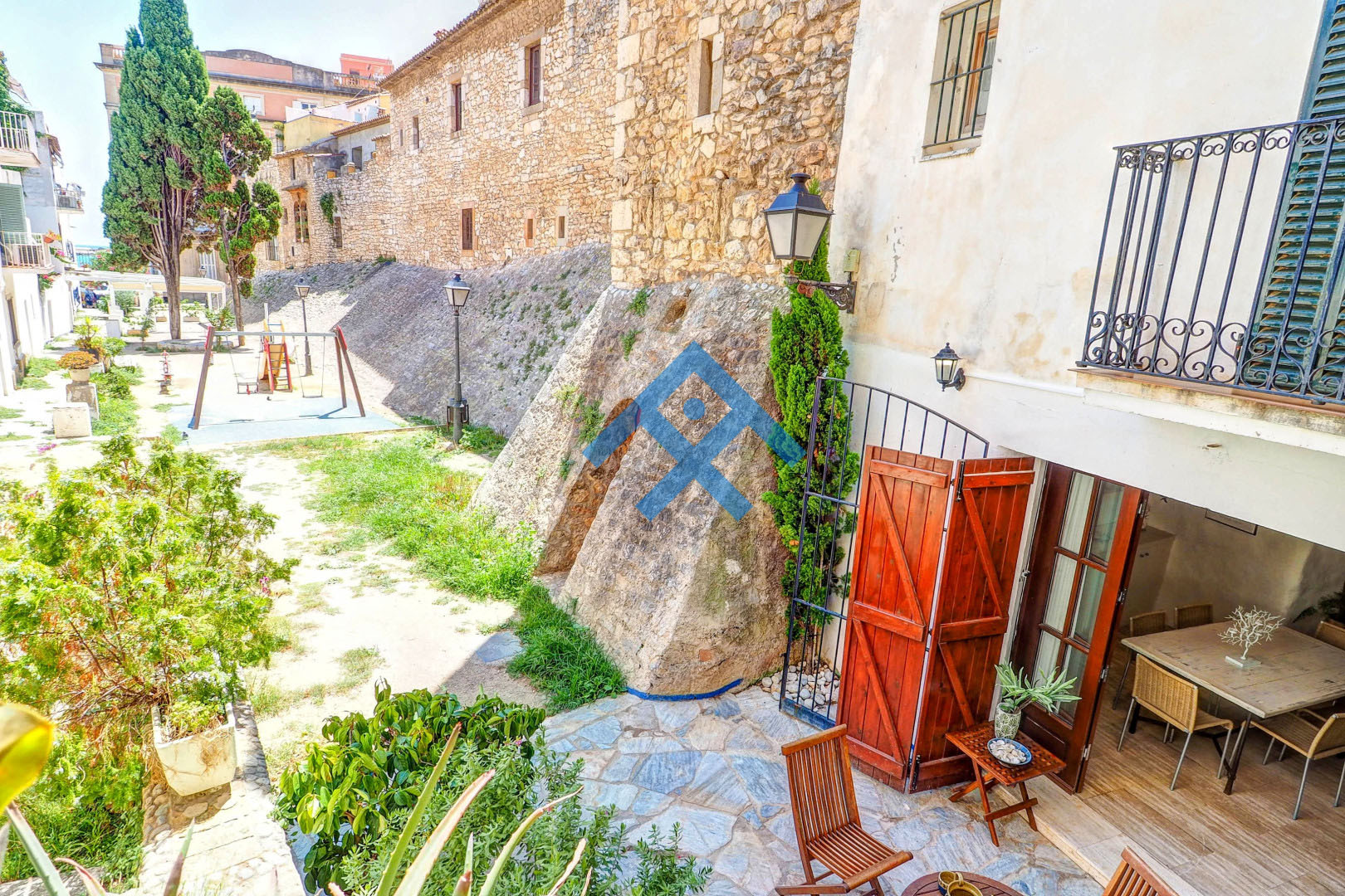Charming House next to the beach - 12613