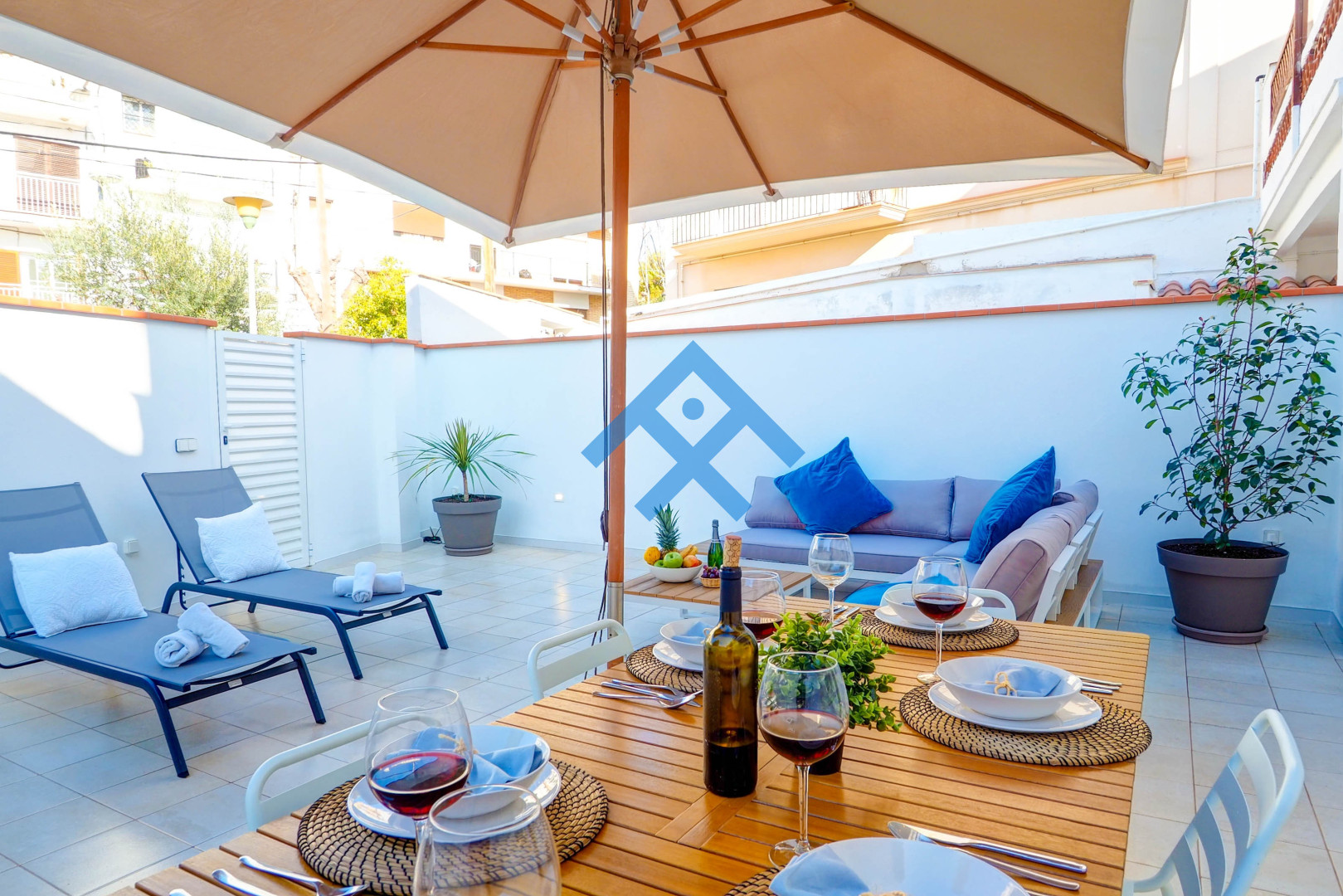 Sebastian Patio - 13105