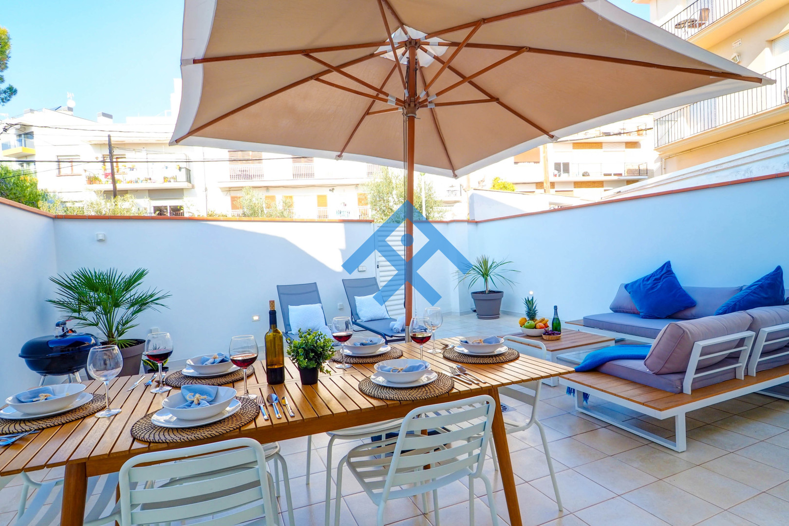 Sebastian Patio - 13106