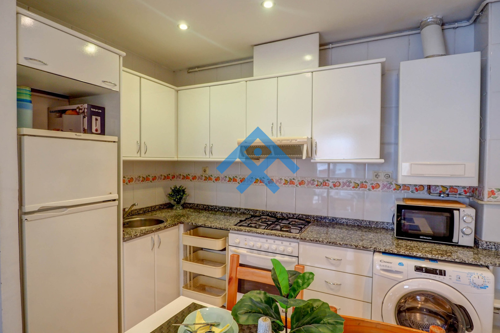 Gloria Apartment - 16443