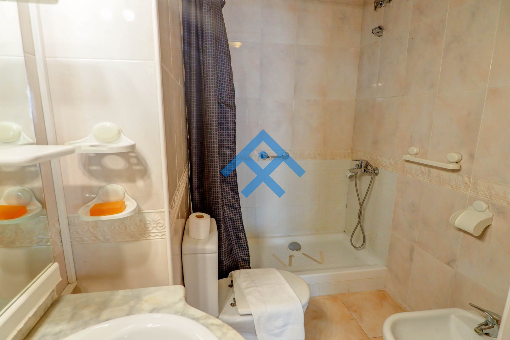 Gloria Apartment - 16458