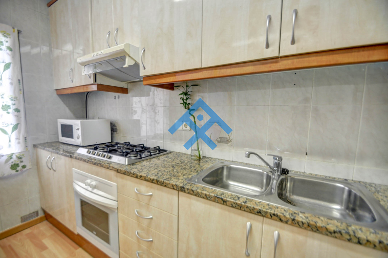 Sebastian Terrace Apartment - 17133