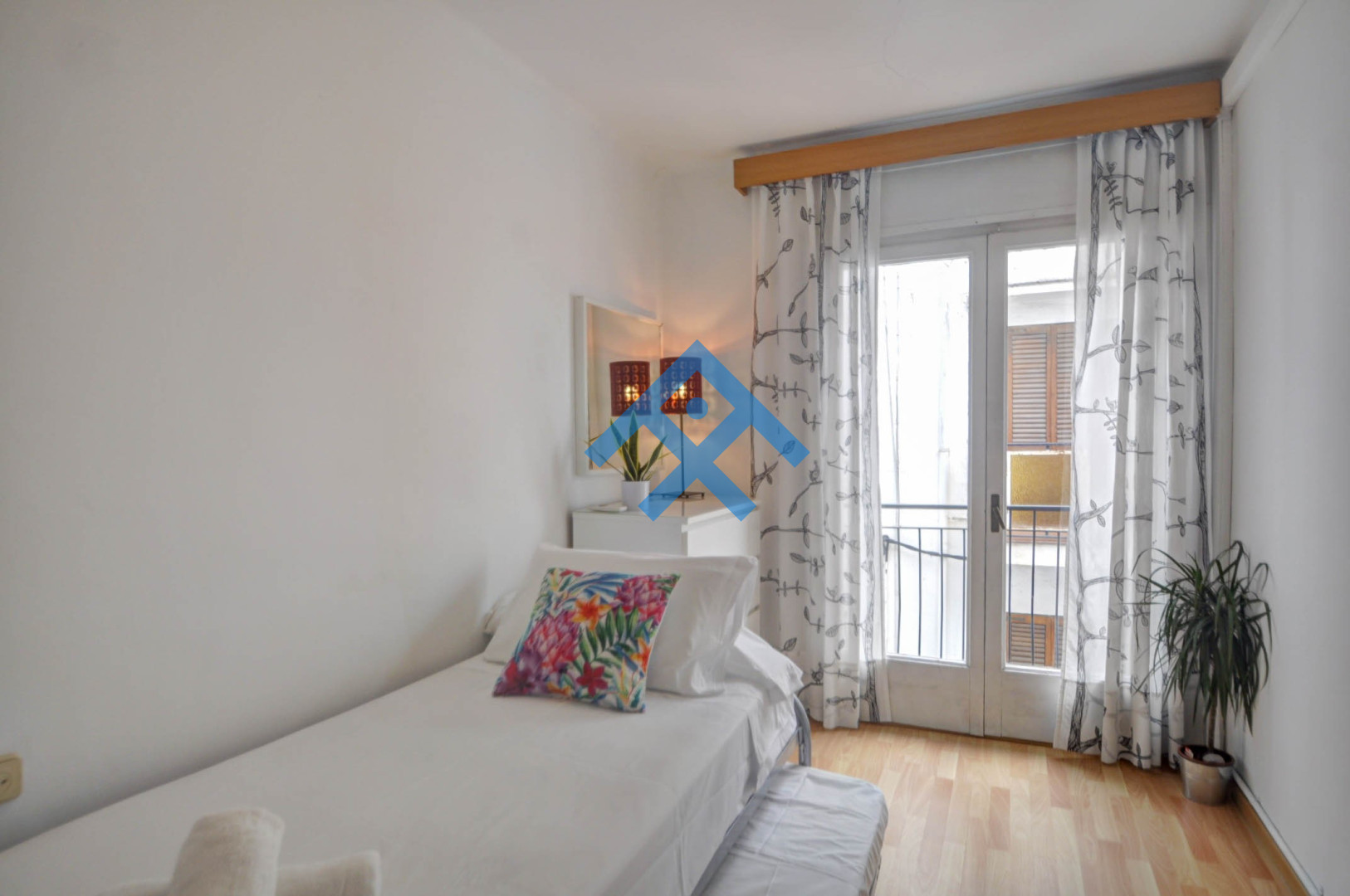 Sebastian Terrace Apartment - 17137