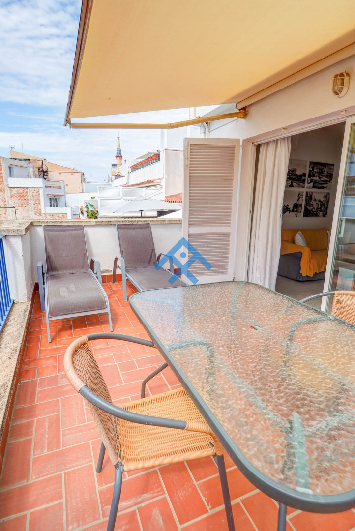 Velero Attic - 17692