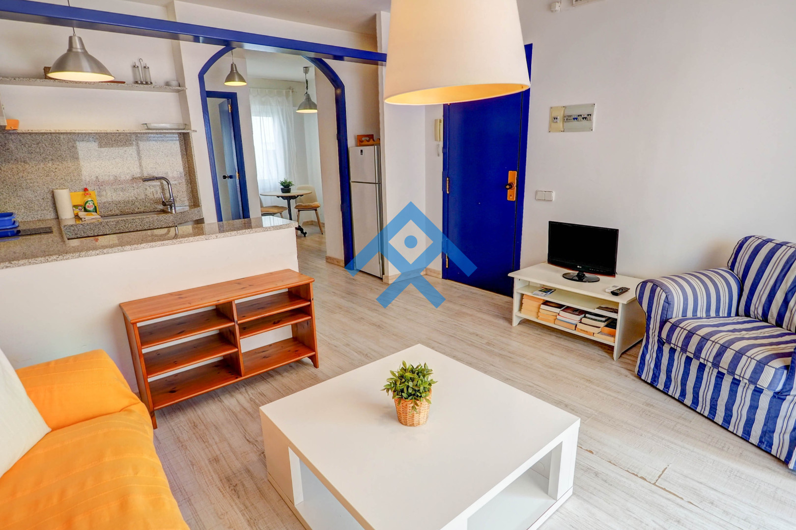 Velero Attic - 17699