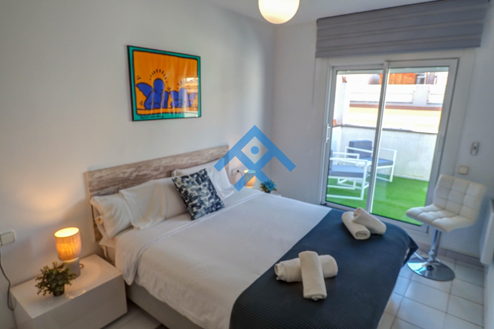 White Penthouse - 17903