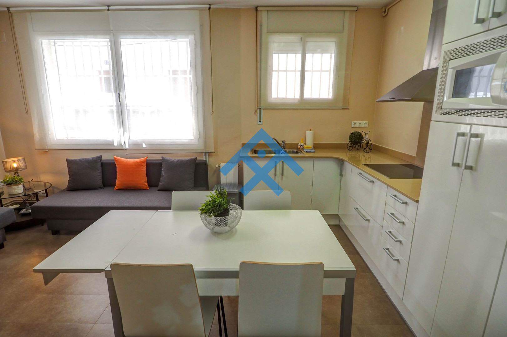 Benet Apartment - 17938