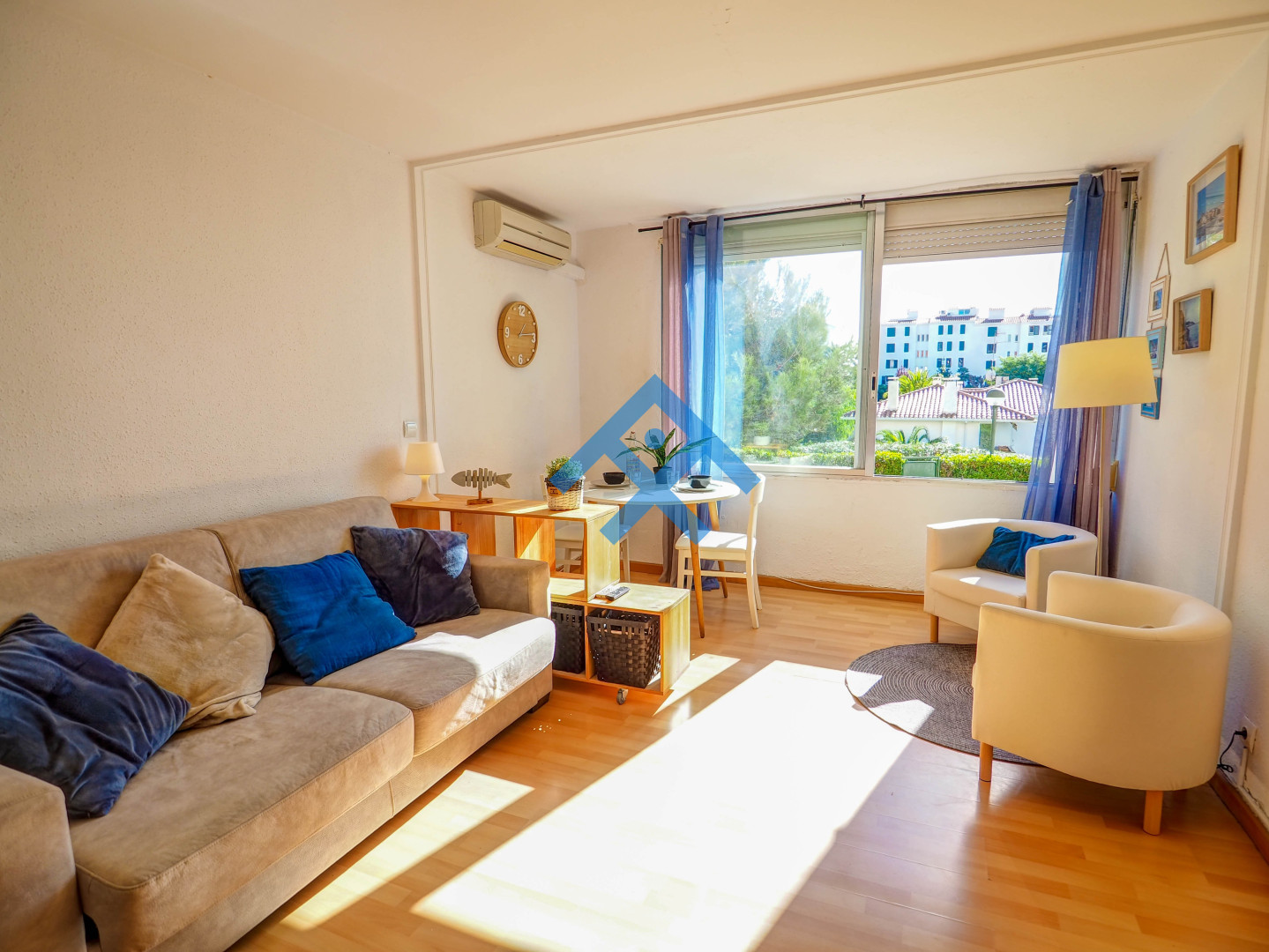 The Blue Island Loft - 26768