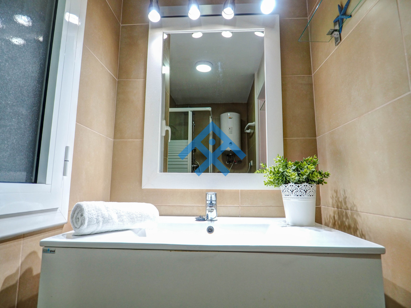 The Blue Island Loft - 26769