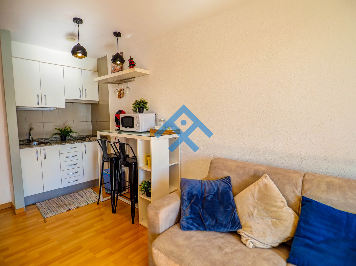 The Blue Island Loft - 26775