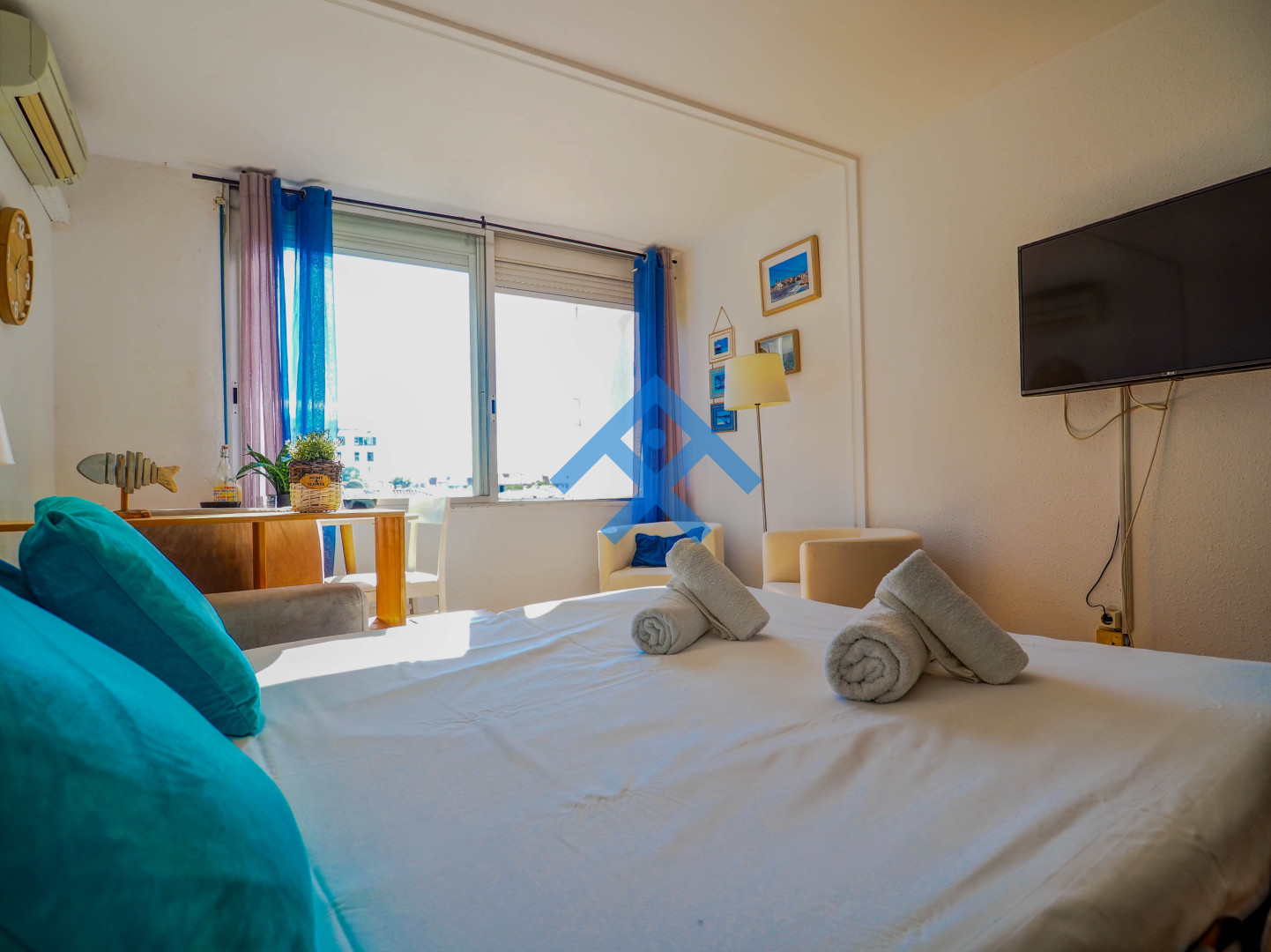 The Blue Island Loft - 26779