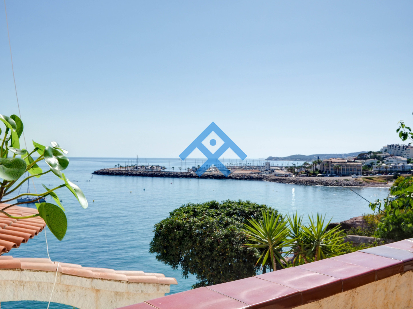 Sea Balcony Apartment - 27045