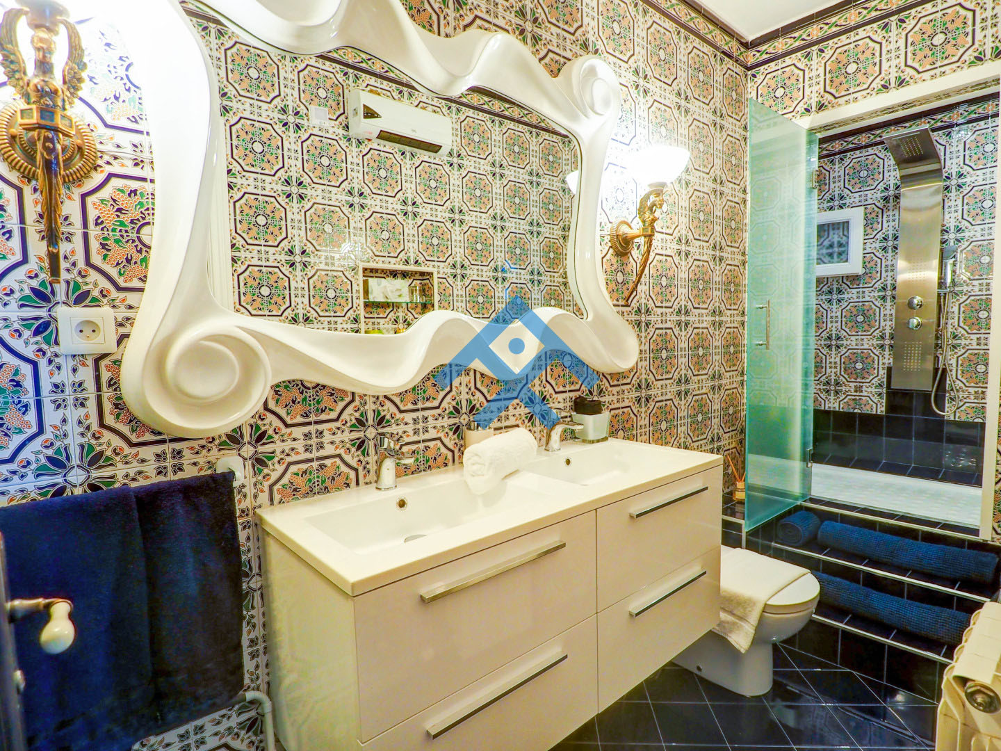 Flamingo Apartment - 28501