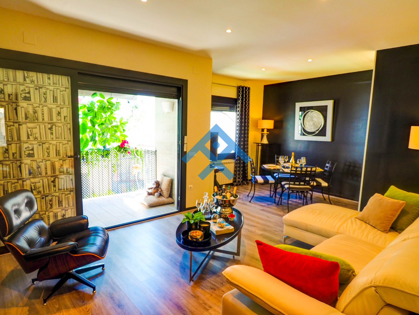 Flamingo Apartment - 28505