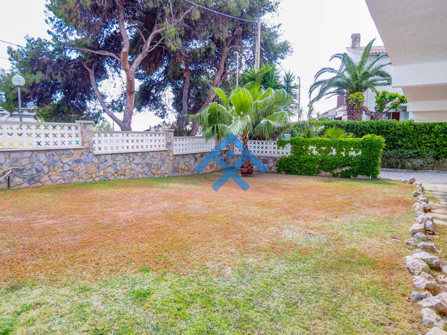 Gala Apartment - 28528