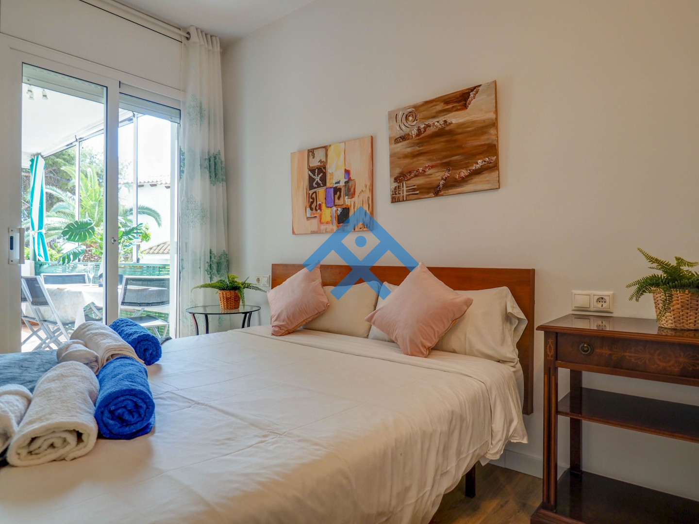 Gala Apartment - 28543
