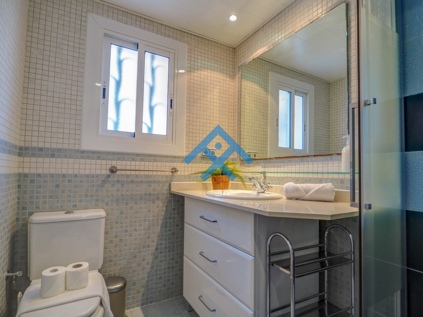 Gala Apartment - 28551