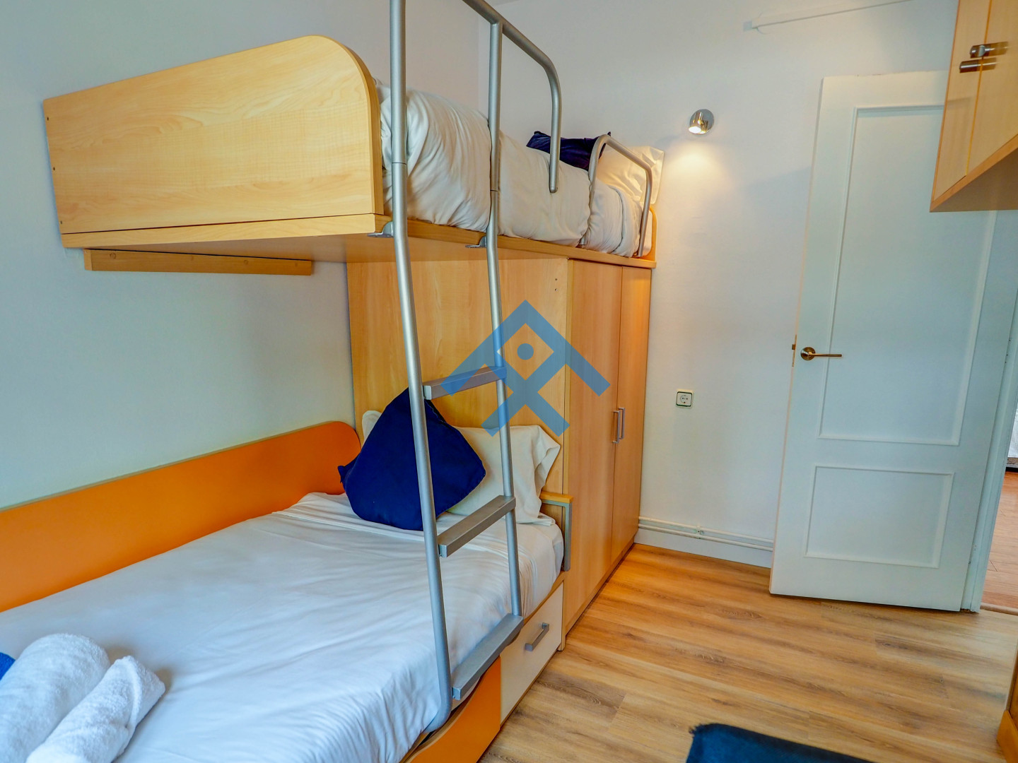 Gala Apartment - 28566