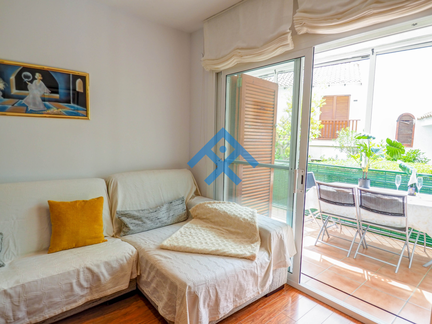 Gala Apartment - 28579