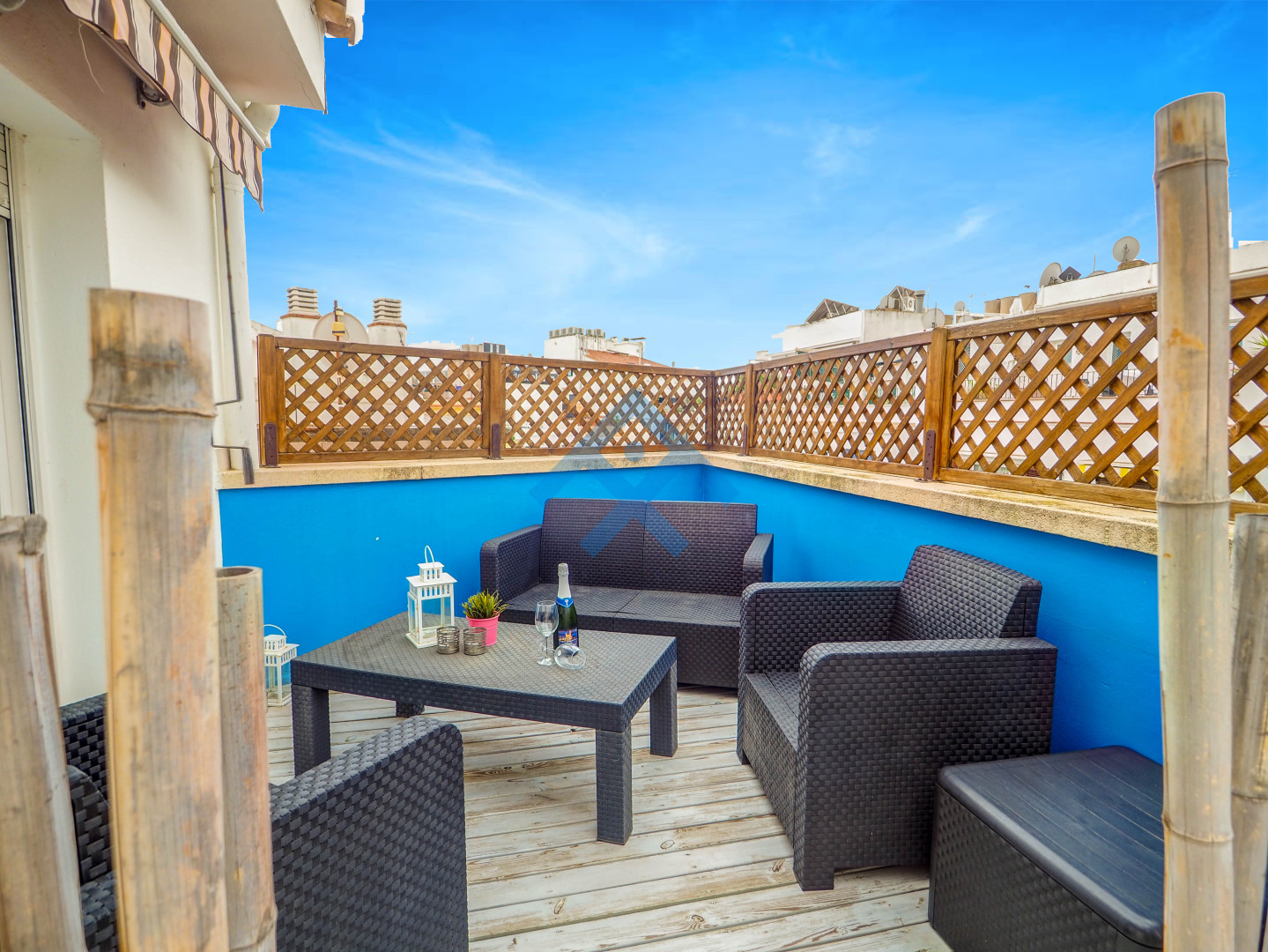 Amazing Terrace in the Center - 30182