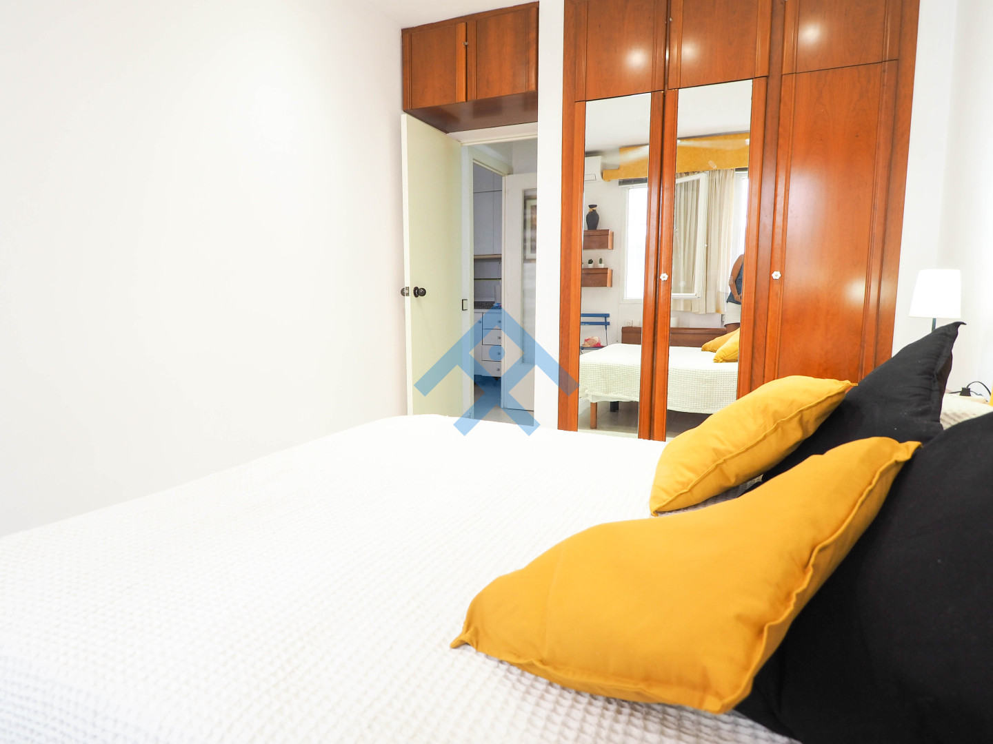 Sunflower Apartment - 31717