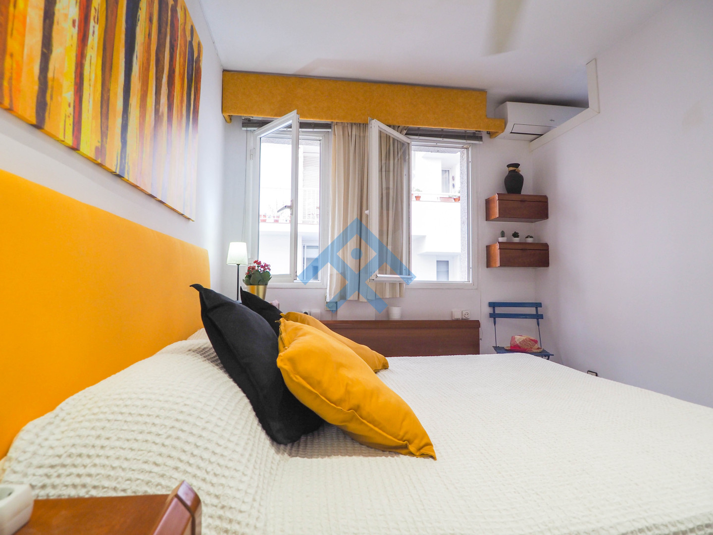Sunflower Apartment - 31718
