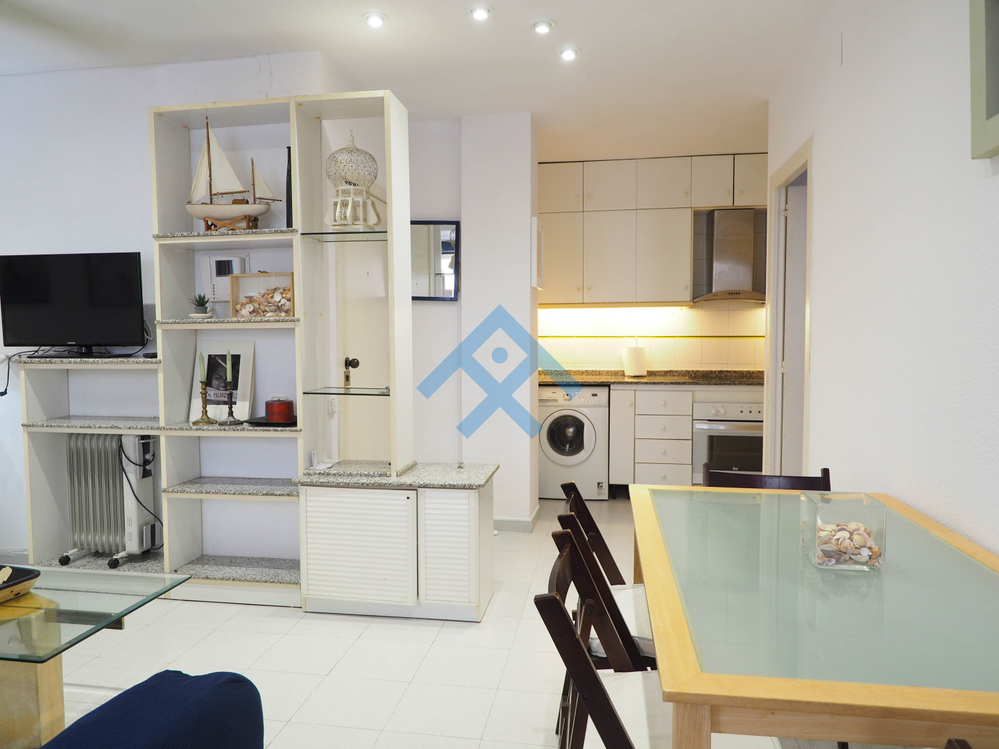 Sunflower Apartment - 31733