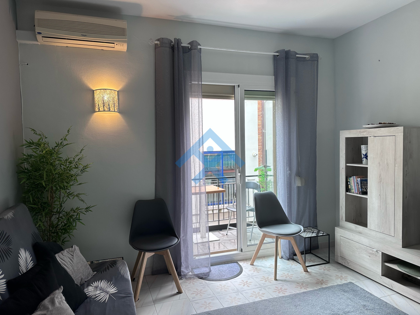 Pink Aurora Apartment - 32768